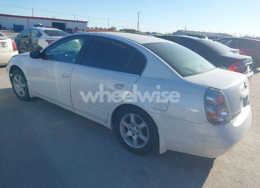 Photo 3 of 2005 Nissan Altima 2.5 S (VIN 1N4AL11D25C280826)