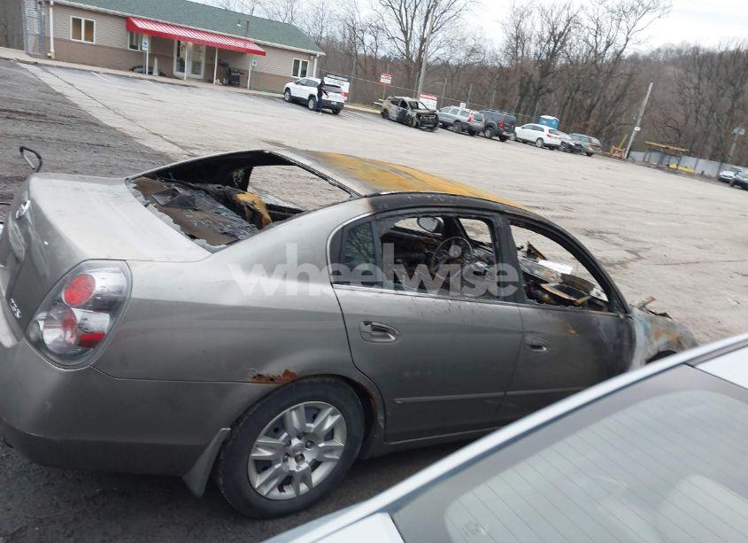Photo 13 of 2005 Nissan Altima 2.5 S (VIN 1N4AL11D25C316109)