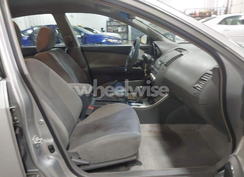 Photo 5 of 2005 Nissan Altima 2.5 S (VIN 1N4AL11D25C954795)