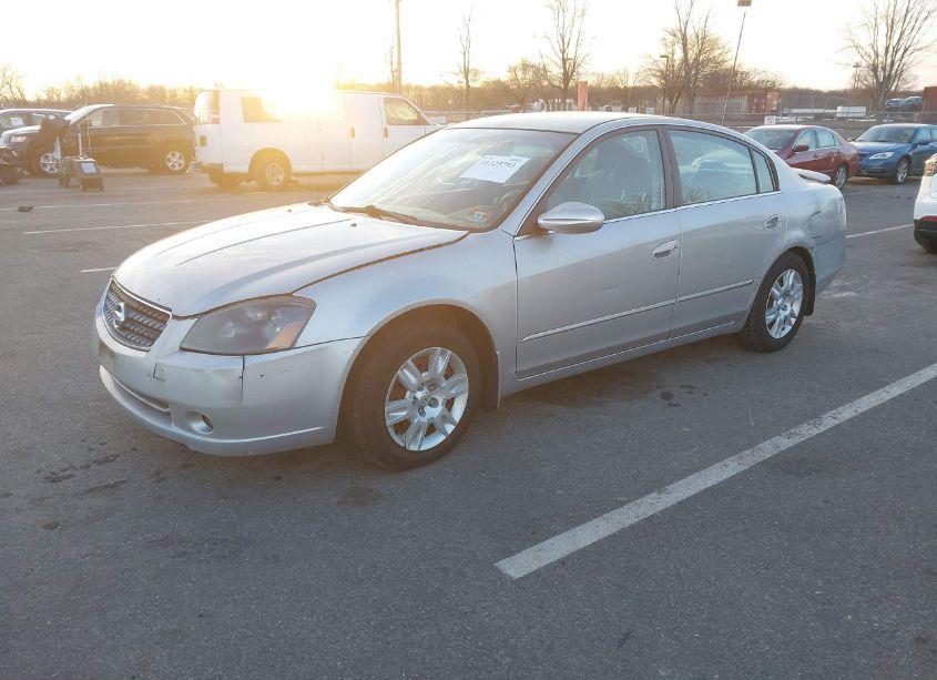 Photo 2 of 2005 Nissan Altima 2.5 S (VIN 1N4AL11D25N413170)