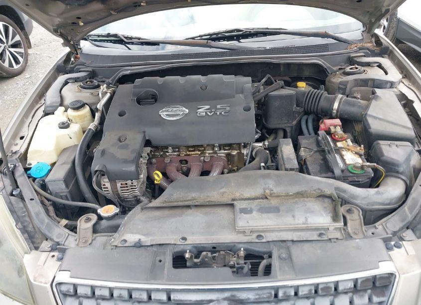 Photo 10 of 2005 Nissan Altima 2.5 S (VIN 1N4AL11D25N414612)
