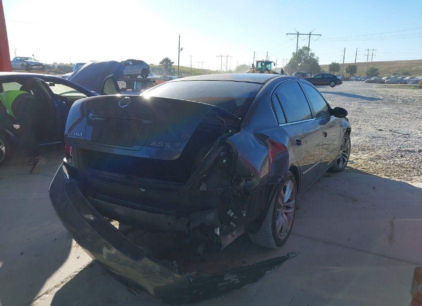 Photo 4 of 2005 Nissan Altima 2.5 S (VIN 1N4AL11D25N450039)