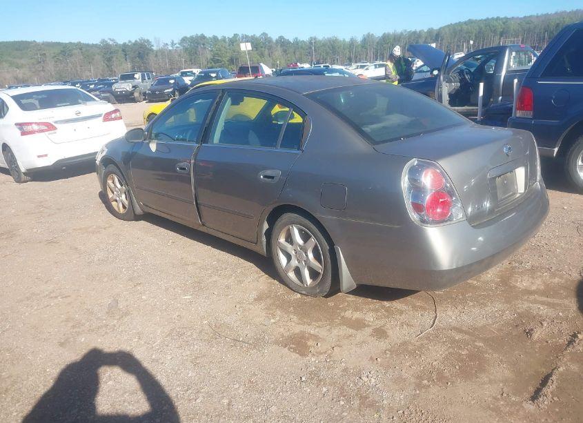Photo 3 of 2005 Nissan Altima 2.5 S (VIN 1N4AL11D25N906928)