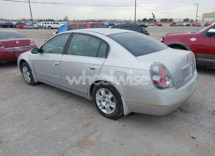 Photo 3 of 2005 Nissan Altima 2.5 S (VIN 1N4AL11D25N924118)