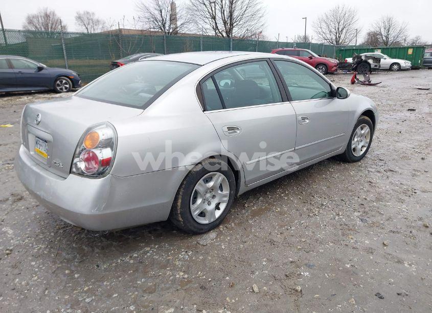 Photo 4 of 2002 Nissan Altima 2.5 S (VIN 1N4AL11D32C198244)