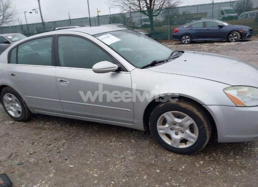 Photo 6 of 2002 Nissan Altima 2.5 S (VIN 1N4AL11D32C198244)