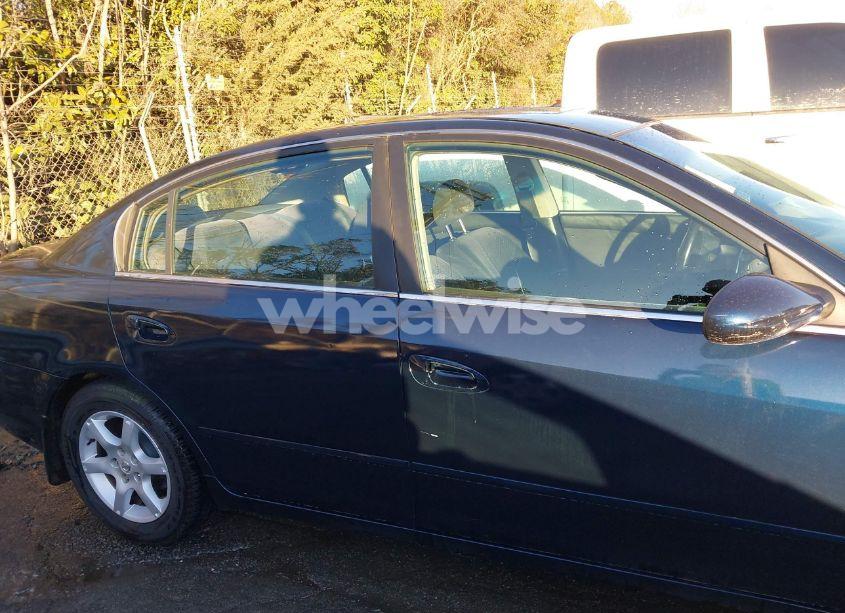 Photo 13 of 2005 Nissan Altima 2.5 S (VIN 1N4AL11D35C129333)