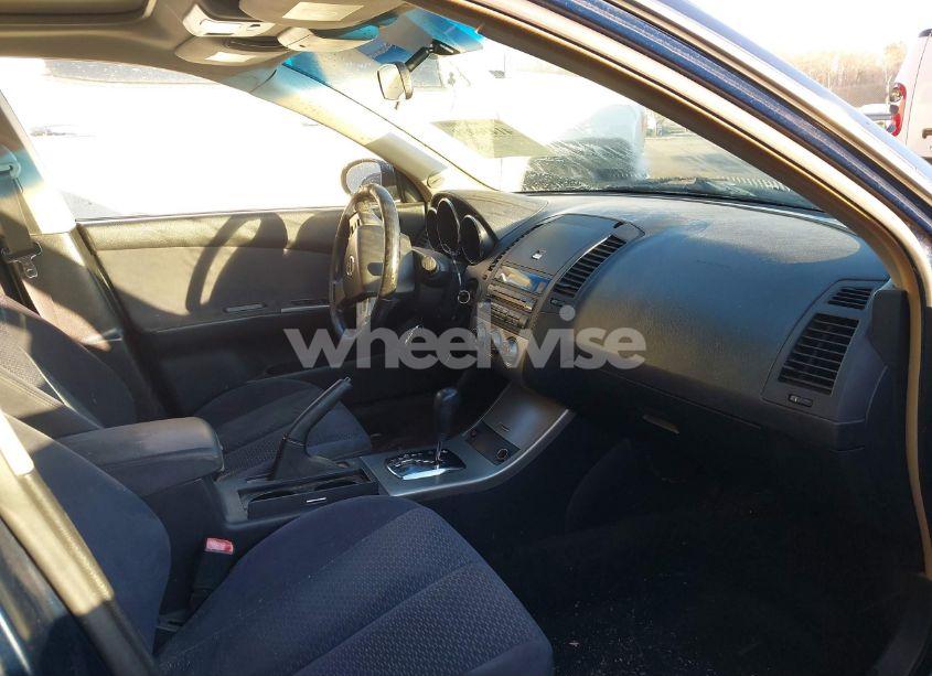 Photo 5 of 2005 Nissan Altima 2.5 S (VIN 1N4AL11D35C129333)