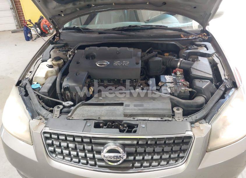 Photo 10 of 2005 Nissan Altima 2.5 S (VIN 1N4AL11D35C184719)