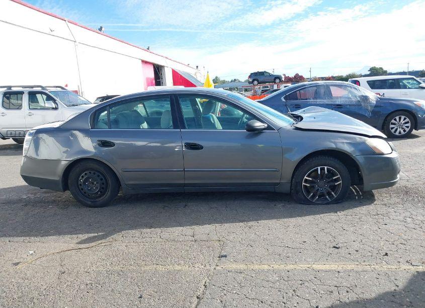 Photo 13 of 2005 Nissan Altima 2.5 S (VIN 1N4AL11D35C285713)