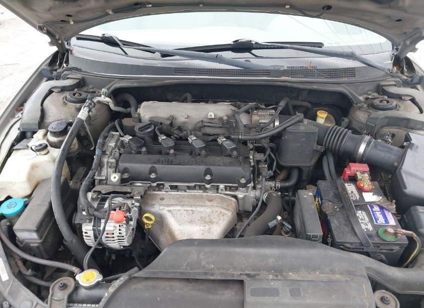 Photo 10 of 2005 Nissan Altima 2.5 S (VIN 1N4AL11D35C352147)