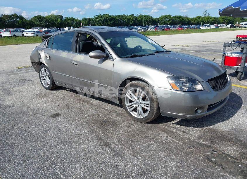 2005 Nissan Altima 2.5 S (VIN 1N4AL11D35C374472) main photo