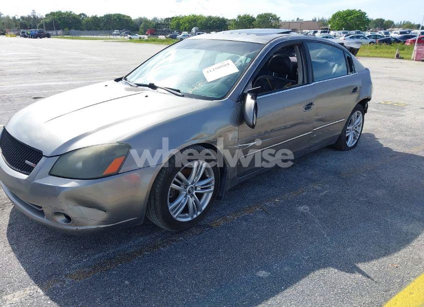 Photo 2 of 2005 Nissan Altima 2.5 S (VIN 1N4AL11D35C374472)