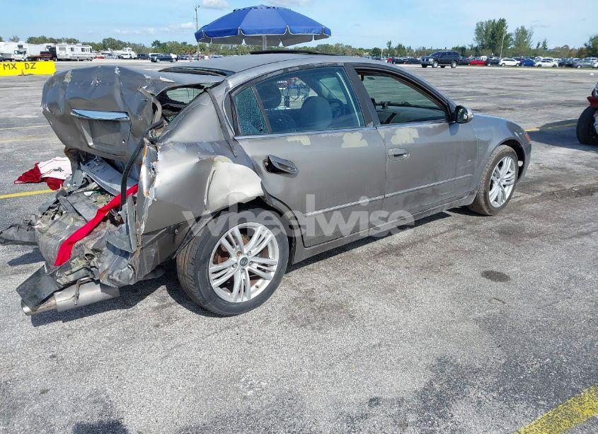 Photo 4 of 2005 Nissan Altima 2.5 S (VIN 1N4AL11D35C374472)