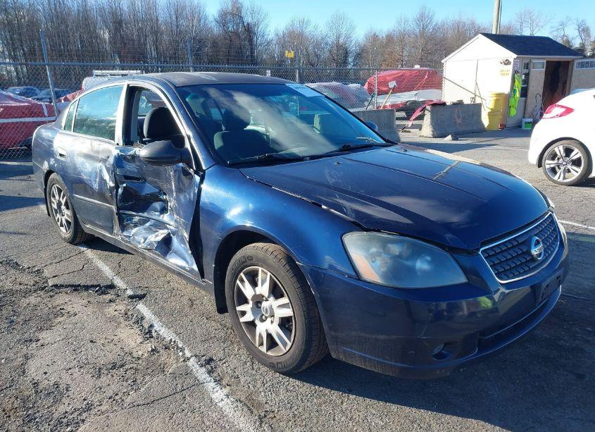 2005 Nissan Altima 2.5 S (VIN 1N4AL11D35N429152) main photo