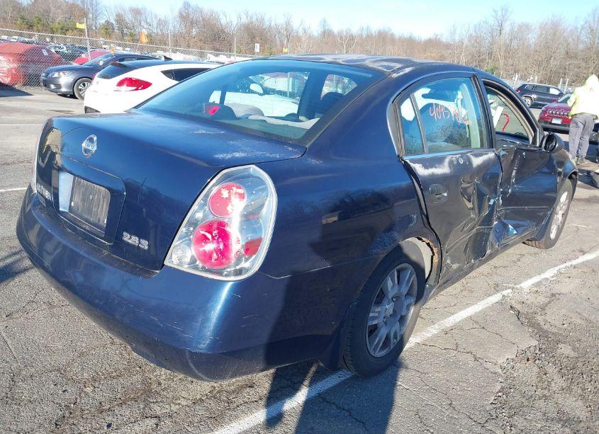 Photo 4 of 2005 Nissan Altima 2.5 S (VIN 1N4AL11D35N429152)