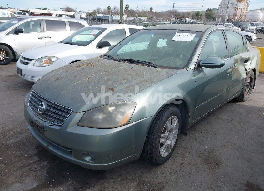 Photo 2 of 2005 Nissan Altima 2.5 S (VIN 1N4AL11D35N440975)
