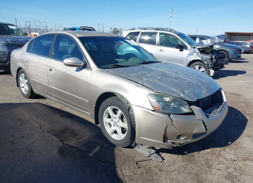 2005 Nissan Altima 2.5 S (VIN 1N4AL11D35N468999) main photo