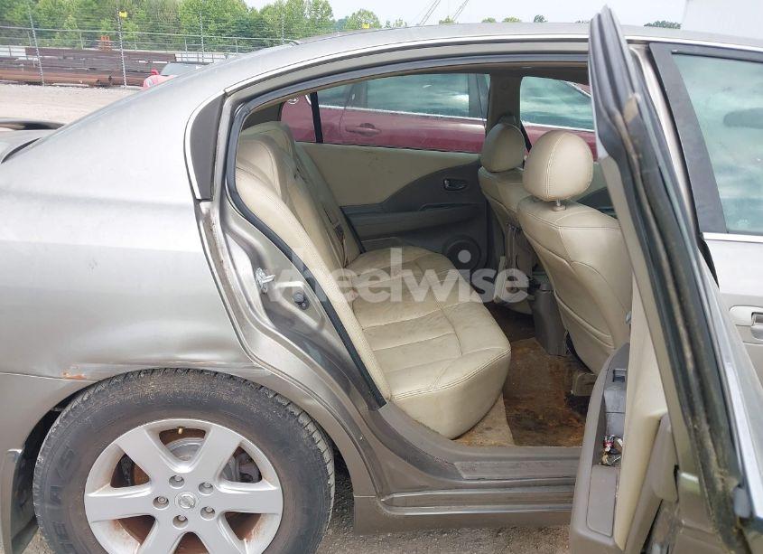 Photo 8 of 2002 Nissan Altima 2.5 SL (VIN 1N4AL11D42C286462)