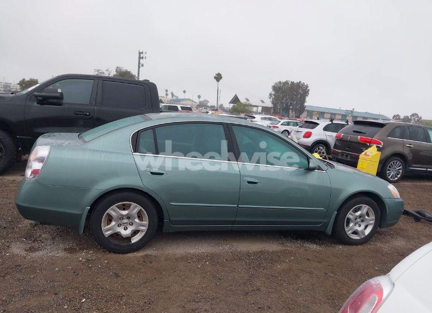 Photo 13 of 2002 Nissan Altima 2.5 S (VIN 1N4AL11D42C712988)