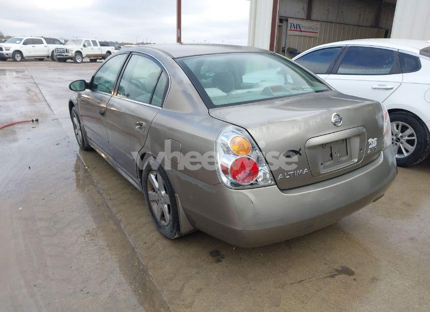 Photo 3 of 2003 Nissan Altima 2.5 S (VIN 1N4AL11D43C217613)