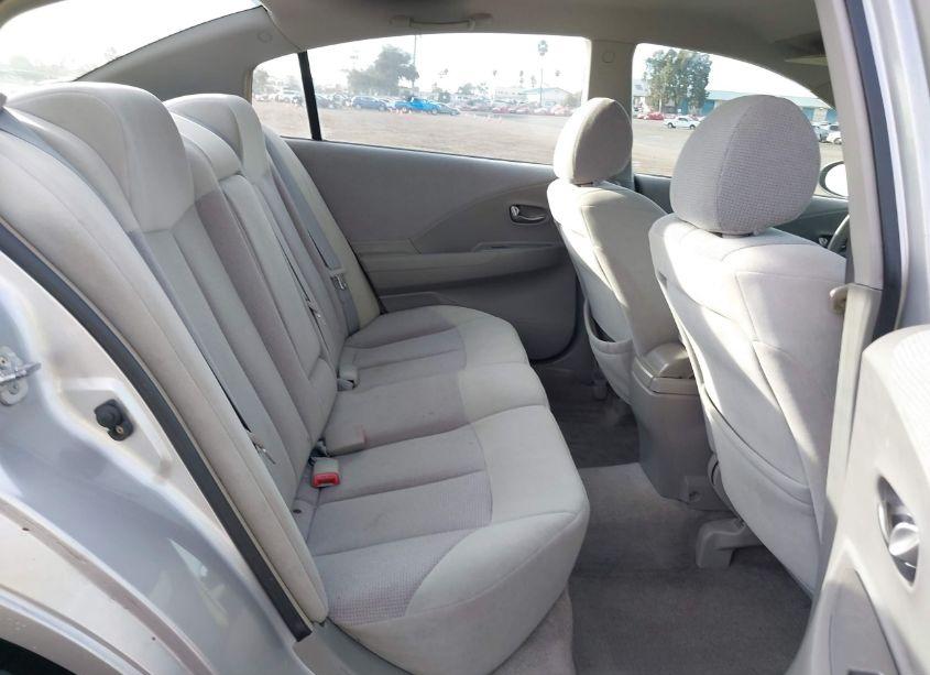 Photo 8 of 2004 Nissan Altima 2.5 S (VIN 1N4AL11D44C137049)