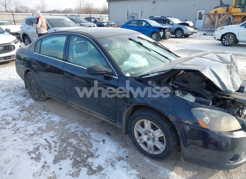 Photo 13 of 2005 Nissan Altima 2.5 S (VIN 1N4AL11D45C198015)