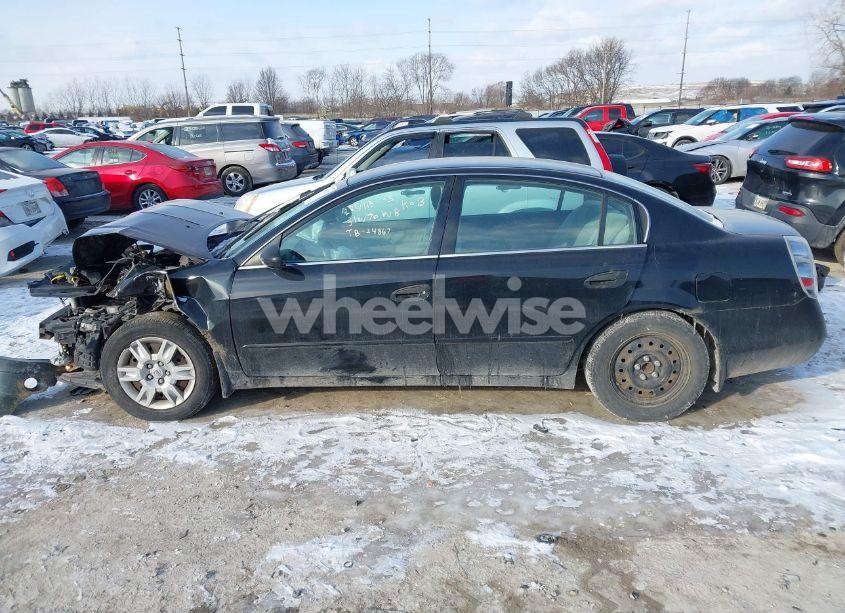 Photo 14 of 2005 Nissan Altima 2.5 S (VIN 1N4AL11D45C198015)