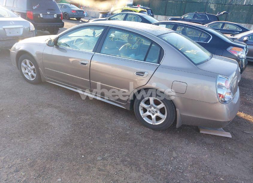 Photo 3 of 2005 Nissan Altima 2.5 S (VIN 1N4AL11D45C203651)