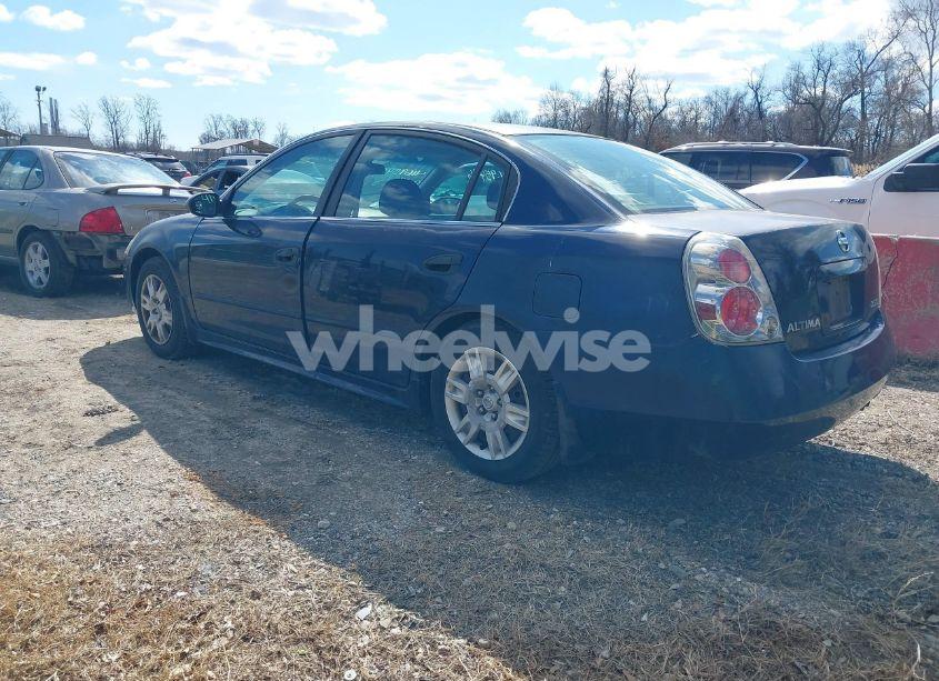 Photo 3 of 2005 Nissan Altima 2.5 S (VIN 1N4AL11D45C237069)