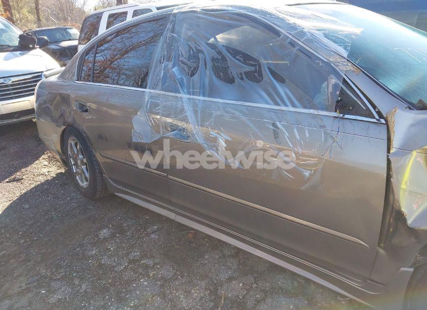 Photo 14 of 2005 Nissan Altima 2.5 S (VIN 1N4AL11D45C237217)