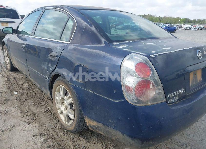 Photo 6 of 2005 Nissan Altima 2.5 S (VIN 1N4AL11D45C301496)
