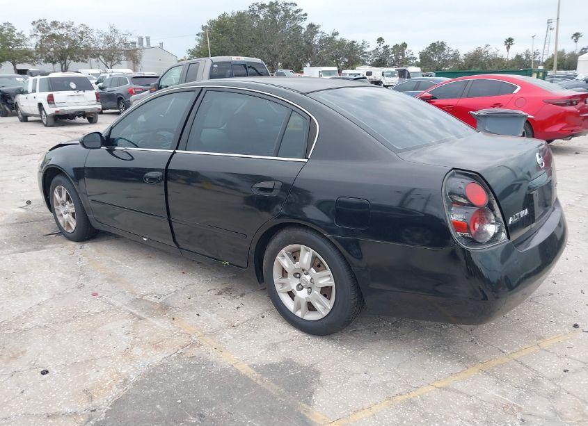 Photo 3 of 2005 Nissan Altima 2.5 S (VIN 1N4AL11D45C311848)