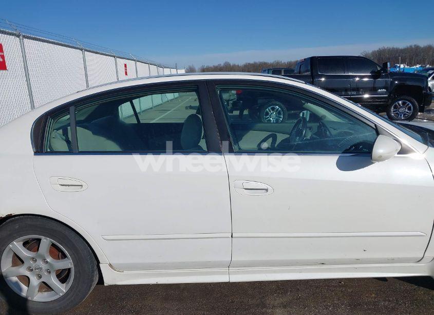 Photo 13 of 2005 Nissan Altima 2.5 S (VIN 1N4AL11D45C342257)