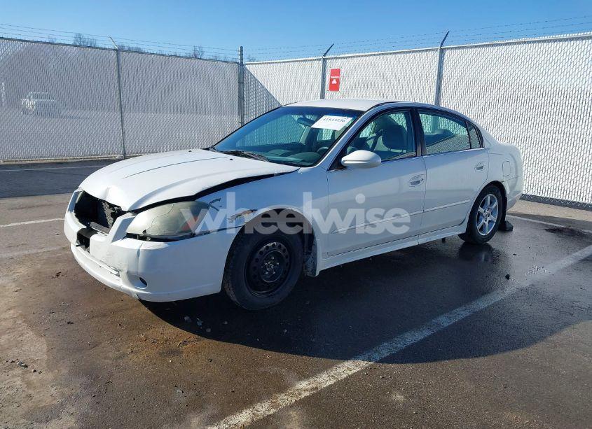Photo 2 of 2005 Nissan Altima 2.5 S (VIN 1N4AL11D45C342257)