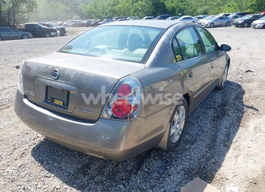 Photo 4 of 2005 Nissan Altima 2.5 S (VIN 1N4AL11D45C369443)