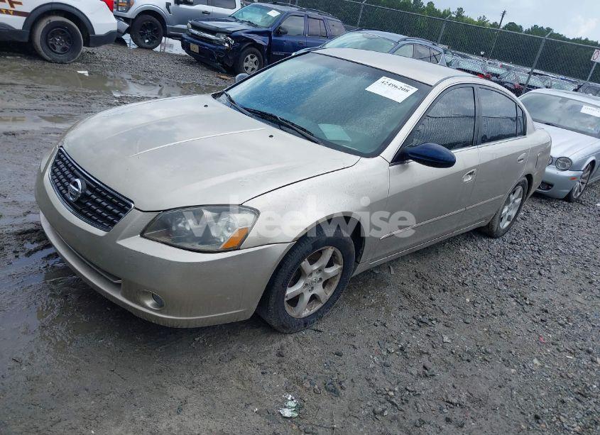 Photo 2 of 2005 Nissan Altima 2.5 S (VIN 1N4AL11D45C376411)