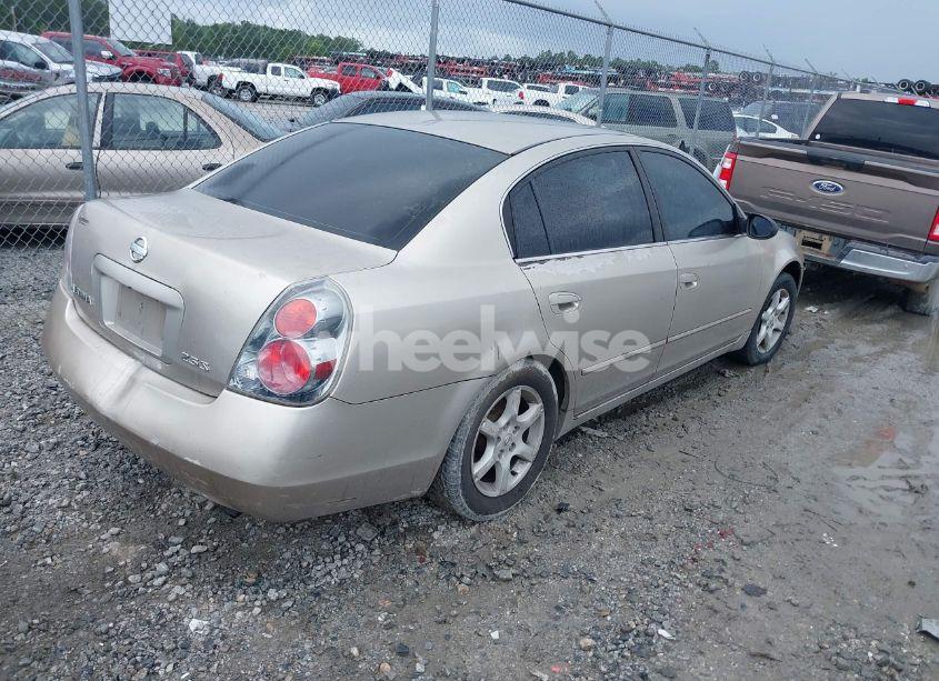 Photo 4 of 2005 Nissan Altima 2.5 S (VIN 1N4AL11D45C376411)