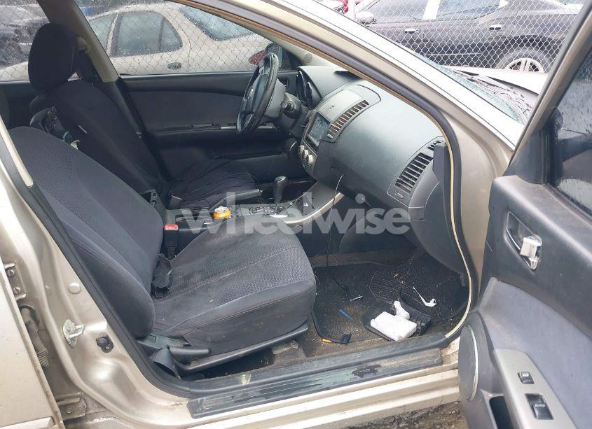 Photo 5 of 2005 Nissan Altima 2.5 S (VIN 1N4AL11D45C376411)