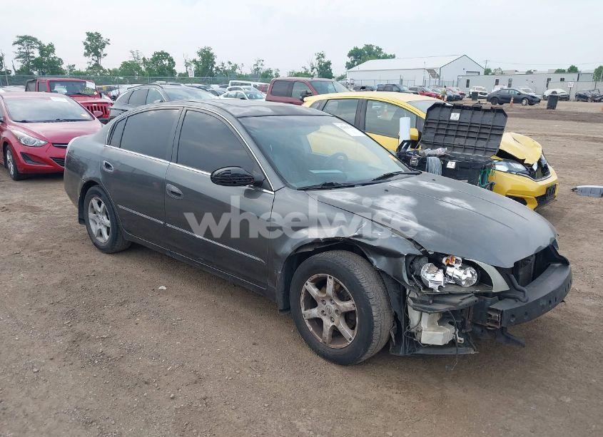 2005 Nissan Altima 2.5 S (VIN 1N4AL11D45N424719) main photo