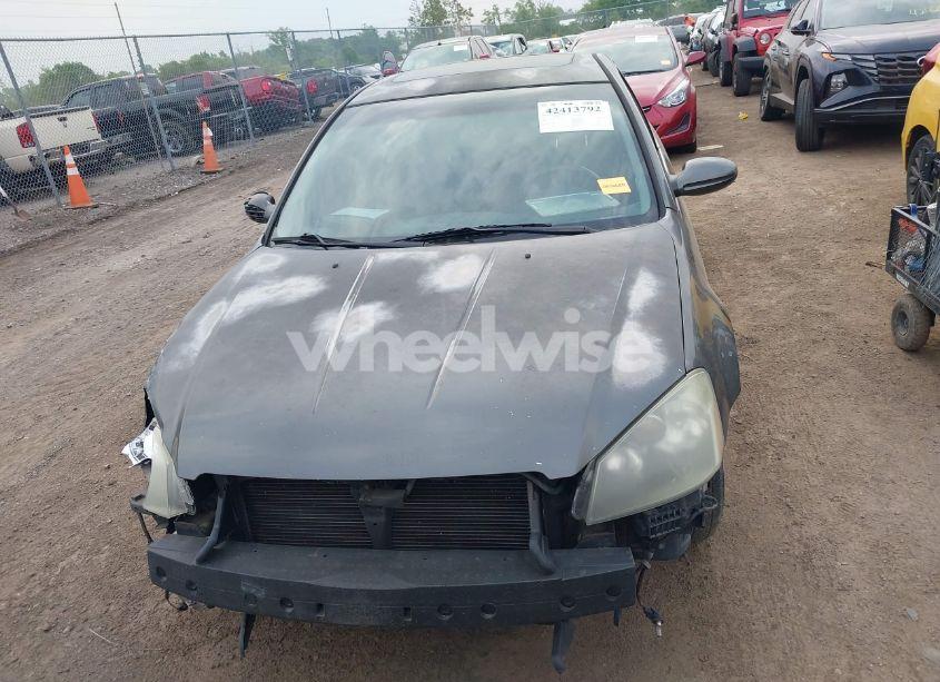 Photo 13 of 2005 Nissan Altima 2.5 S (VIN 1N4AL11D45N424719)