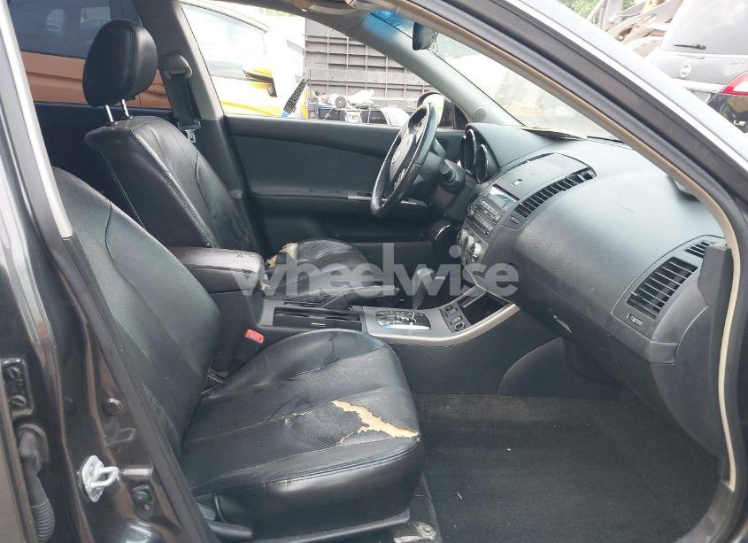 Photo 5 of 2005 Nissan Altima 2.5 S (VIN 1N4AL11D45N424719)