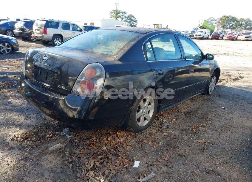 Photo 4 of 2002 Nissan Altima 2.5 SL (VIN 1N4AL11D52C264731)
