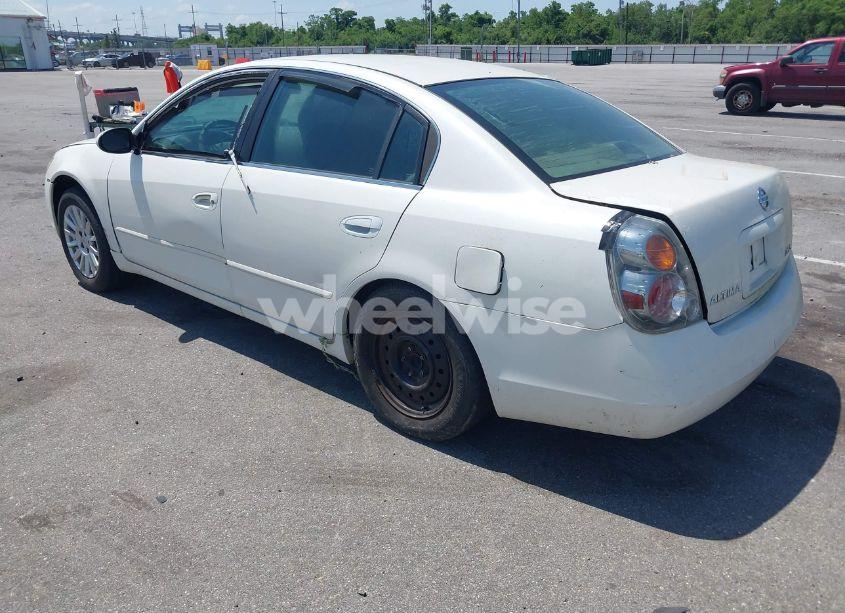 Photo 3 of 2004 Nissan Altima 2.5 S (VIN 1N4AL11D54C129171)