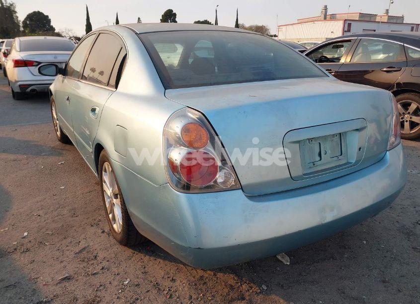 Photo 3 of 2004 Nissan Altima 2.5 S (VIN 1N4AL11D54C160923)
