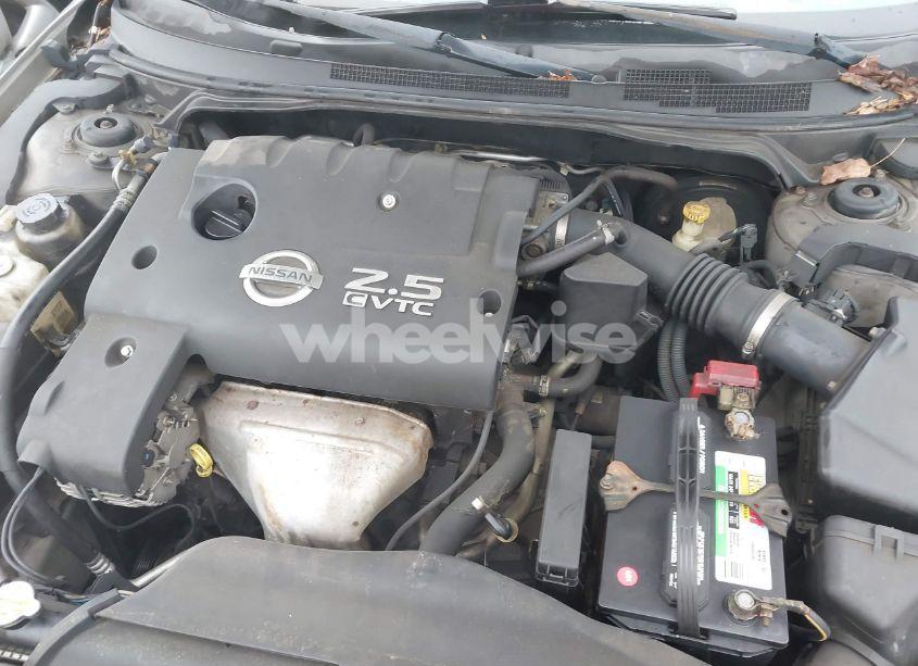 Photo 10 of 2005 Nissan Altima 2.5 S (VIN 1N4AL11D55C148790)