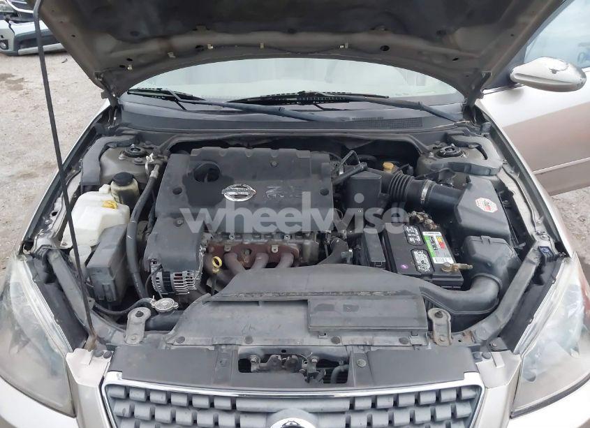 Photo 10 of 2005 Nissan Altima 2.5 S (VIN 1N4AL11D55C188335)