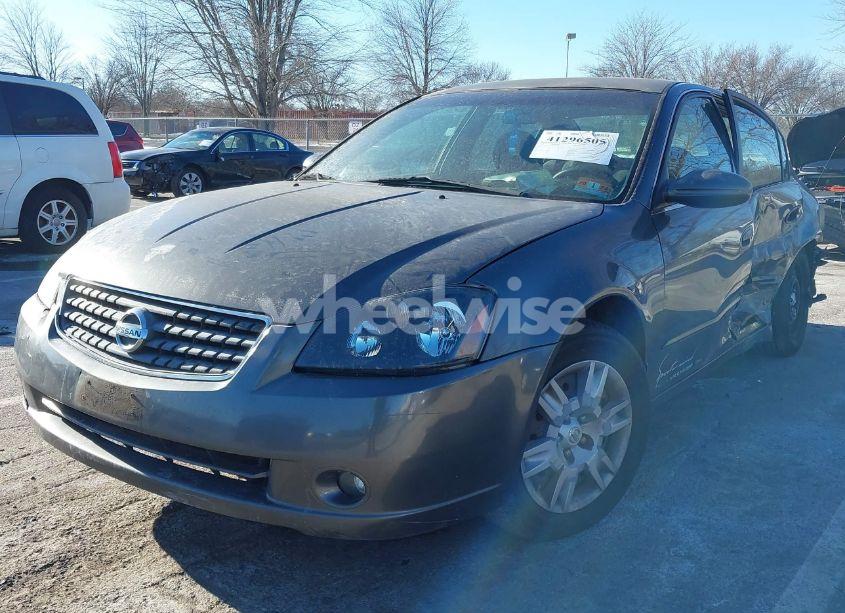Photo 2 of 2005 Nissan Altima 2.5 S (VIN 1N4AL11D55C303306)