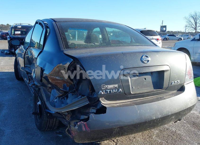 Photo 3 of 2005 Nissan Altima 2.5 S (VIN 1N4AL11D55C303306)