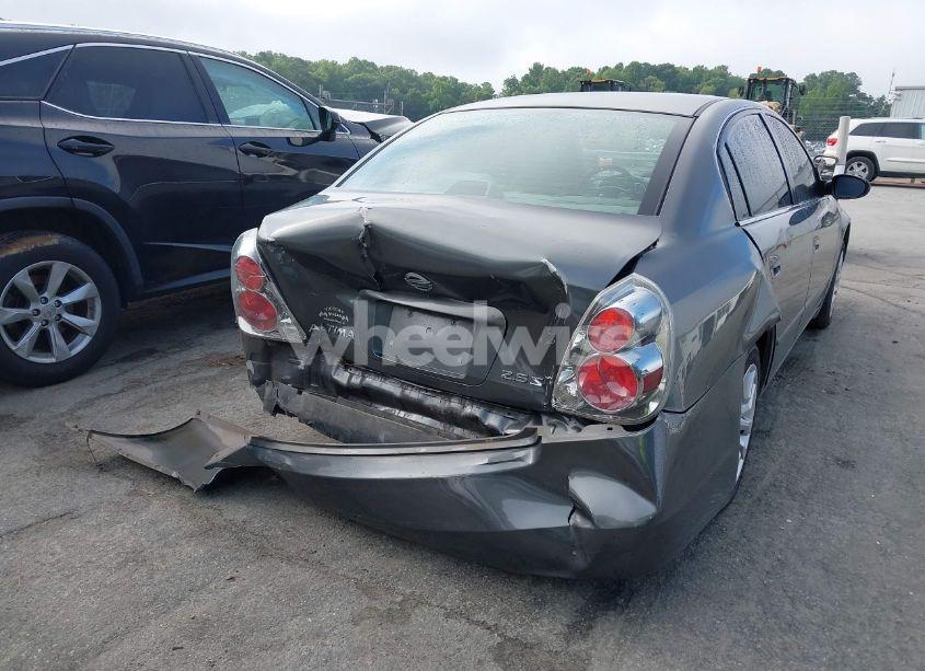 Photo 12 of 2005 Nissan Altima 2.5 S (VIN 1N4AL11D55C355888)